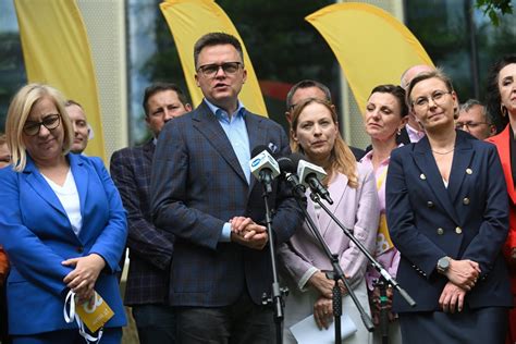 zdjęcie Natalii Czerwonki podczas konferencji prasowej po zakończeniu kariery
