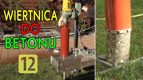 Zdjęcie przedstawiające wiertnicę spalinową w akcji, wiercącą otwór w twardej ziemi.