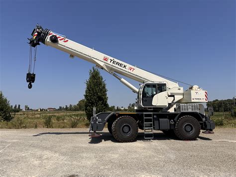 Thematic photo of a Terex crane in action