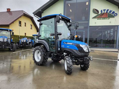Mini traktor Solis S16 w akcji na małym gospodarstwie