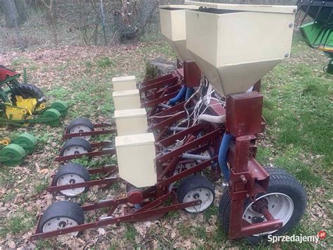 Detale mechanizmu wysiewającego siewnika