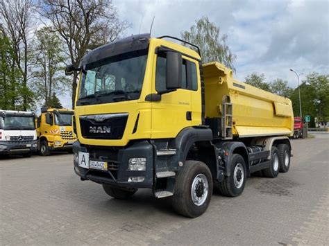 zdjęcie wywrotki MAN 8x8 w akcji