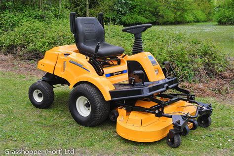 zdjęcie kosiarki Cub Cadet FMZ 48 Pro