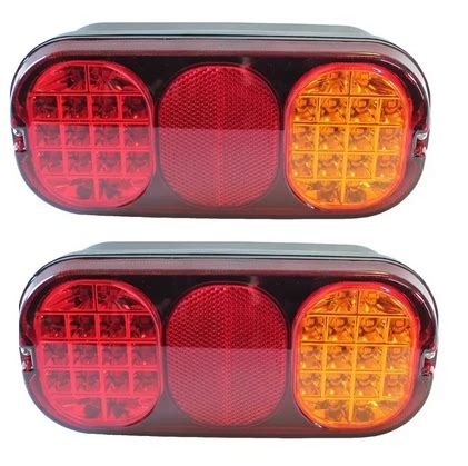 Tabela z kloszami lamp tylnych JCB