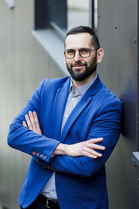 zdjęcie Nany Komatsu i G-Dragona z sesji zdjęciowej dla magazynu