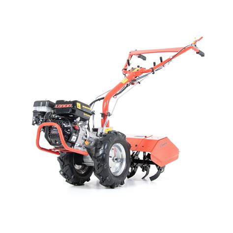 Zdjęcie traktorka jednoosiowego Faworyt SIM360L SET z podłączoną glebogryzarką