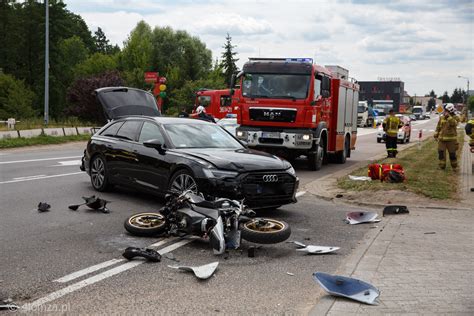 Wypadek na drodze z zablokowanym pasem ruchu