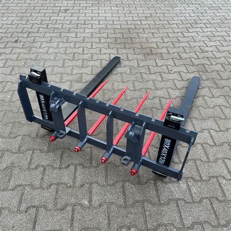 Zdjęcie wideł do słomy z zębami toczonymi i kutymi