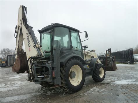 Fotografia silnika koparko-ładowarki Terex 860SX