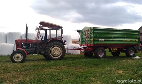 Zdjęcie bestsellera Pronar T653/2 w polu