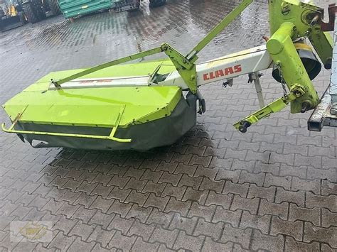 Thematic photo of Claas WM 20 rotary mower in a field.