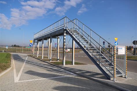 Rampa do odśnieżania ciężarówek na autostradzie