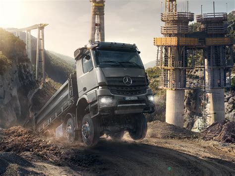 Zabezpieczenia podwozia Mercedes-Benz Arocs