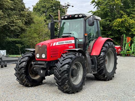 zdjęcie ciągnika Changlin, z widocznym podobieństwem do Massey Ferguson