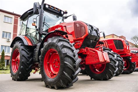 Thematic photo of a Belarus MTZ 82TS tractor in an agricultural setting