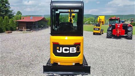 zdjęcie nowego modelu JCB