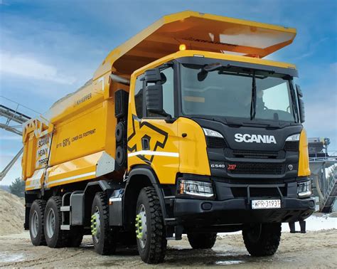 Scania XT G 540 8x4HZ - wizualizacja ciężarówki kopalnianej z załadunkiem
