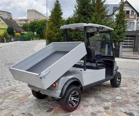 zdjęcie modelu Lublin 33 ze skrzynią ładunkową