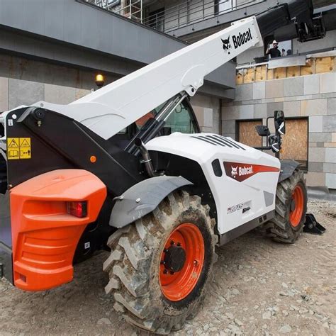 Thematic photo: Bobcat telescopic loader in action on a construction site