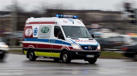 Zdjęcie szpitala lub karetki pogotowia