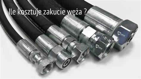 zbliżenie na połączenie węża hydraulicznego z pompą