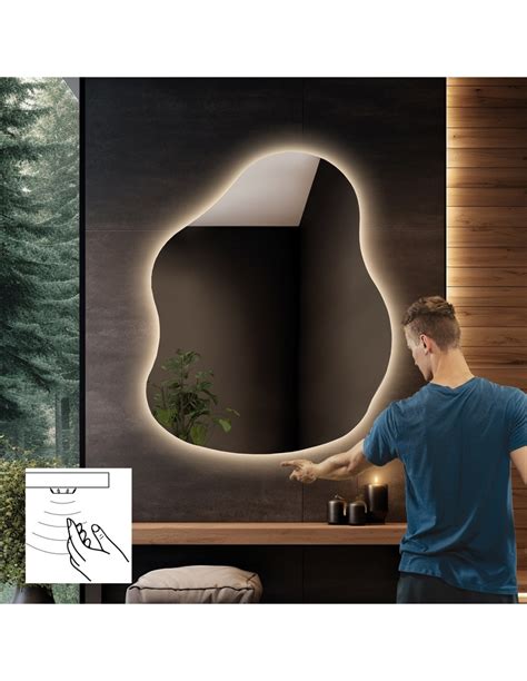 Ilustracja działania systemu IsoMatch GEOCONTROL na polu o nieregularnym kształcie