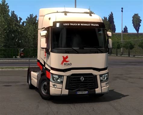 Renault T X-Road z oponami drogowo-terenowymi