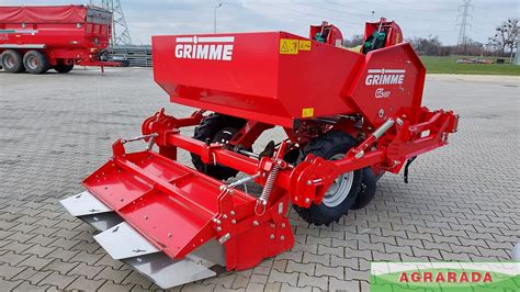 Sadzarka Grimme Prios 440 w akcji na polu