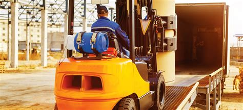 Butle LPG do wózków widłowych na kombajnie zbożowym John Deere