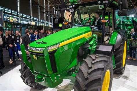 Elektryczny ciągnik John Deere E-Power