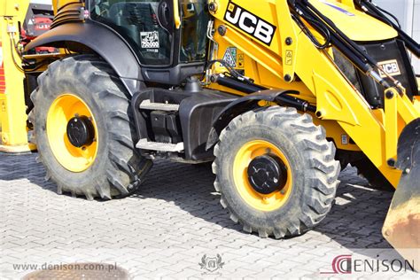 JCB 3CX podczas prac budowlanych