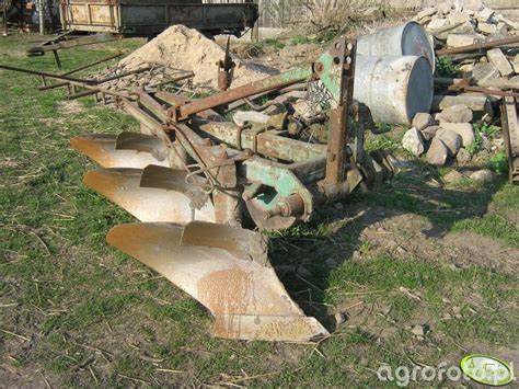 zdjęcie pługa Bomet U068/3