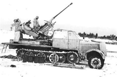 Zdjęcie ciągnika Sd.Kfz. 7 w wersji podstawowej