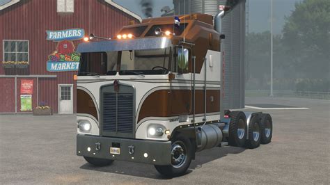 Galeria klasycznych amerykańskich ciągników siodłowych: Kenworth K100, Mack R-Series, Ford, Western Star 6900, Kenworth W900, Peterbilt 359, Freightliner FLD 120, International 9900i, Marmon.