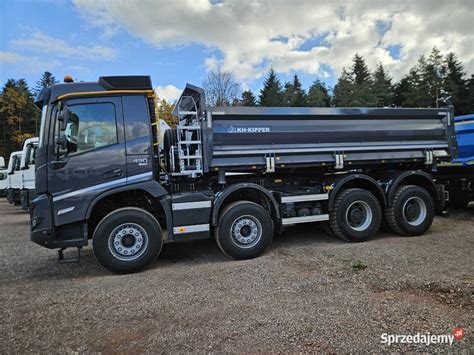 Zestawienie modeli wywrotek Volvo z kluczowymi parametrami