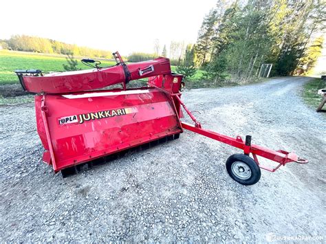 Schemat budowy i pracy kosiarko-sieczkarni Junkkari Tupla 170 w polu