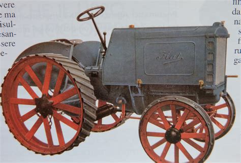 Pierwszy ciągnik Fiat Trattori model 702