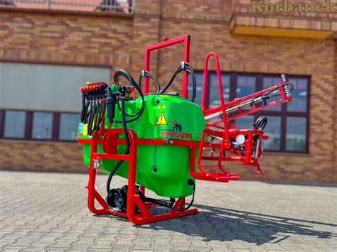 Infographics showing available boom widths for Krukowiak OPTIMAL sprayers