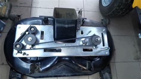 Schemat działania systemu mulczowania w traktorku Stiga.