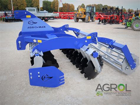 Brona talerzowa Agro-Max w pracy
