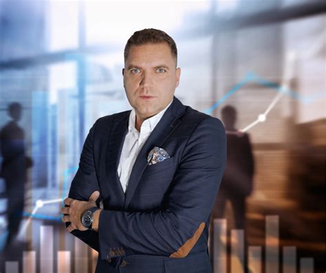 schemat rozwoju firmy Terex z kluczowymi przejęciami i sprzedażą marek