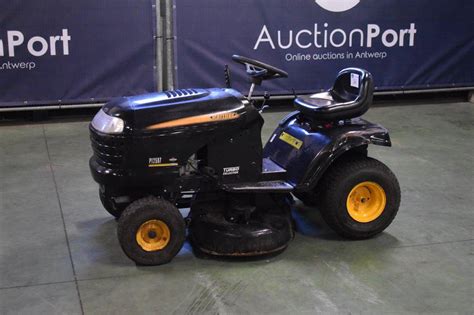 zdjęcie traktorka-kosiarki Partner P12597