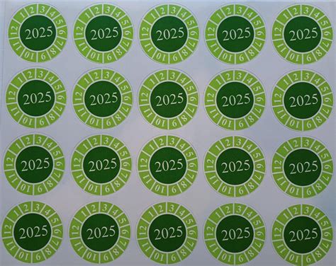 Porównanie naklejki UDT i decyzji administracyjnej UDT