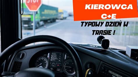 kierowca ciężarówki za kierownicą Mercedes-Benz Actros, skupiony na drodze