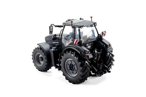 zdjęcie ciągnika DEUTZ-FAHR 7250 TTV WARRIOR