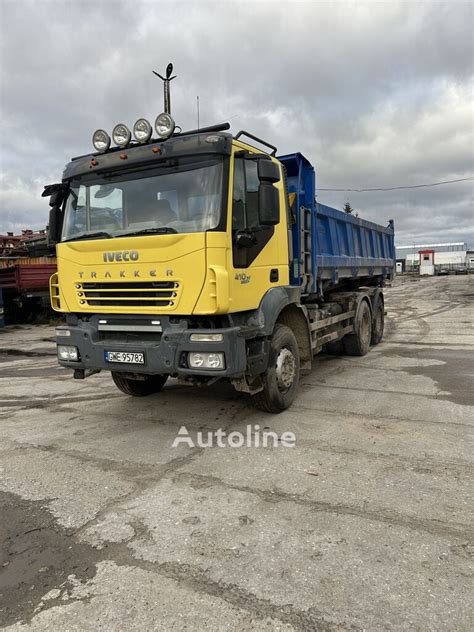 zdjęcie wywrotki Iveco Eurotrakker w akcji