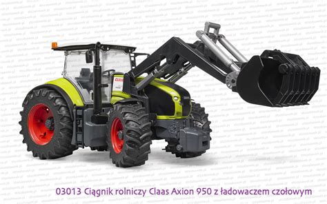 Ciągnik CLAAS AXION pracujący z ładowaczem czołowym.
