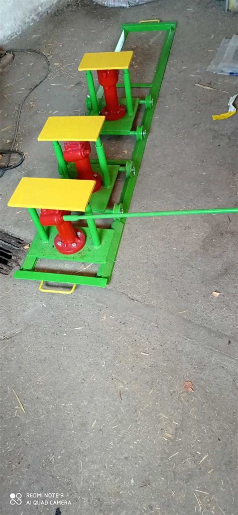 schemat porównujący uprawnienia kategorii B i B+E w kontekście ciągników rolniczych