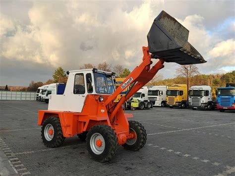 Zdjęcie ładowarki Schaeff SKB800 w pracy
