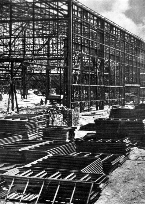Historyczne zdjęcie budowy Zakładów Południowych w Stalowej Woli